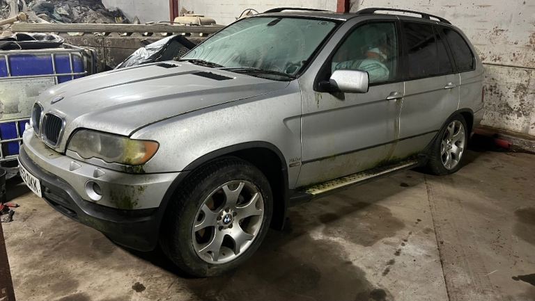 2002 bmw x5 breaking 