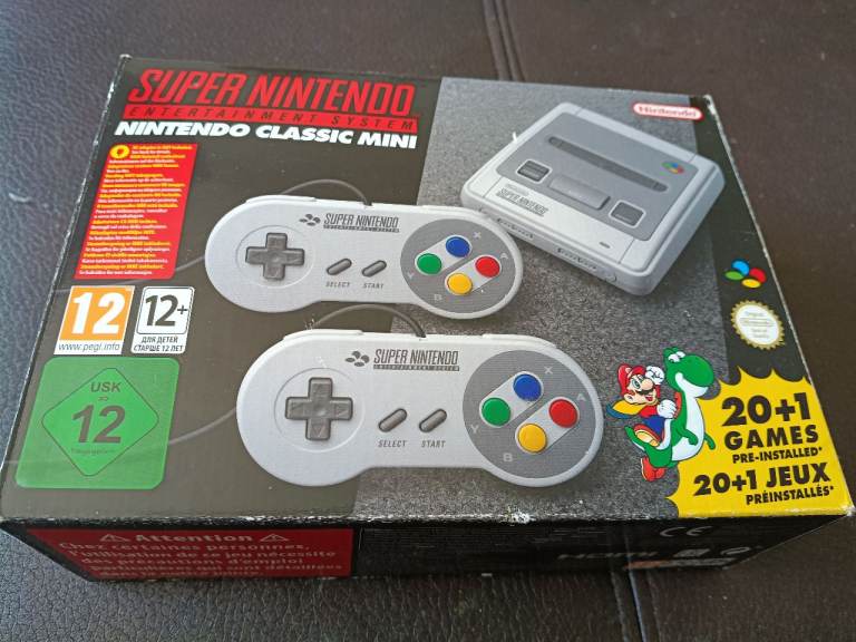 Super Nintendo Classic Mini Console Boxed Complete