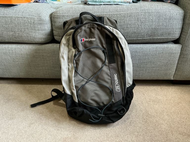 Berghaus 25 Cubic Backpack – Grey, Good Condition