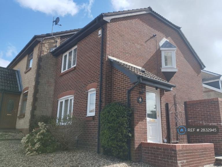 3 bedroom house in Ffordd Dewi, Llangyfelach, Swansea, SA6 (3 bed) (#2832945)