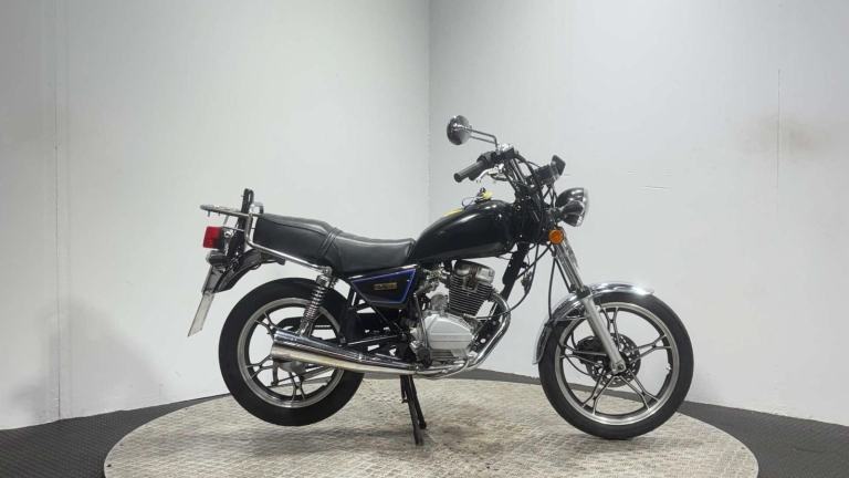 Hartford HD 125 2005 CLASSIC CRUISER BIKE 2 FORMER OWNERS ONLY 9K 125CC