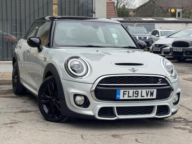 2019 MINI Hatch 2.0 Cooper S Sport II 5dr Auto HATCHBACK PETROL Automatic