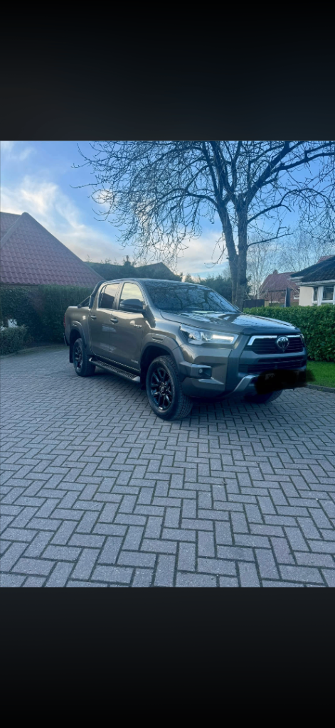 2021 Toyota Hilux Invincible X Automatic 2755cc Diesel