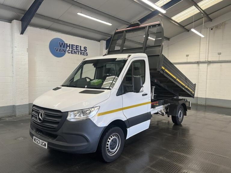 2023 Mercedes-Benz Sprinter 3.5t Progressive Chassis Cab CHASSIS CAB DIESEL Manual