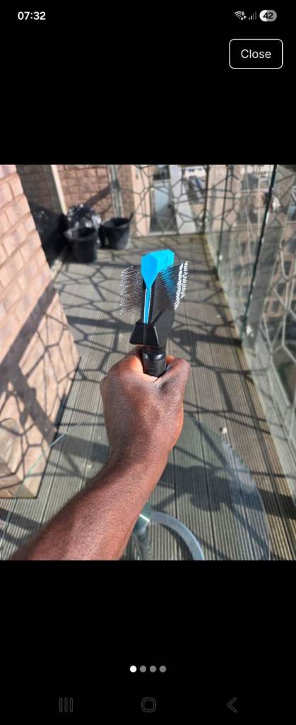 Brand new slicker brush pro dual sided flex (in great condition)