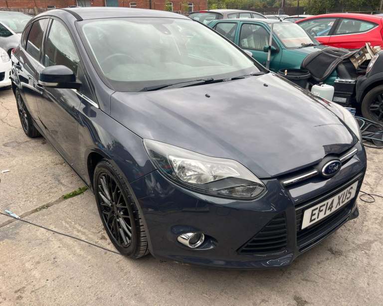 2014 Ford Focus 1.6 Zetec Navigator Powershift Euro 5 5dr HATCHBACK Petrol Automatic