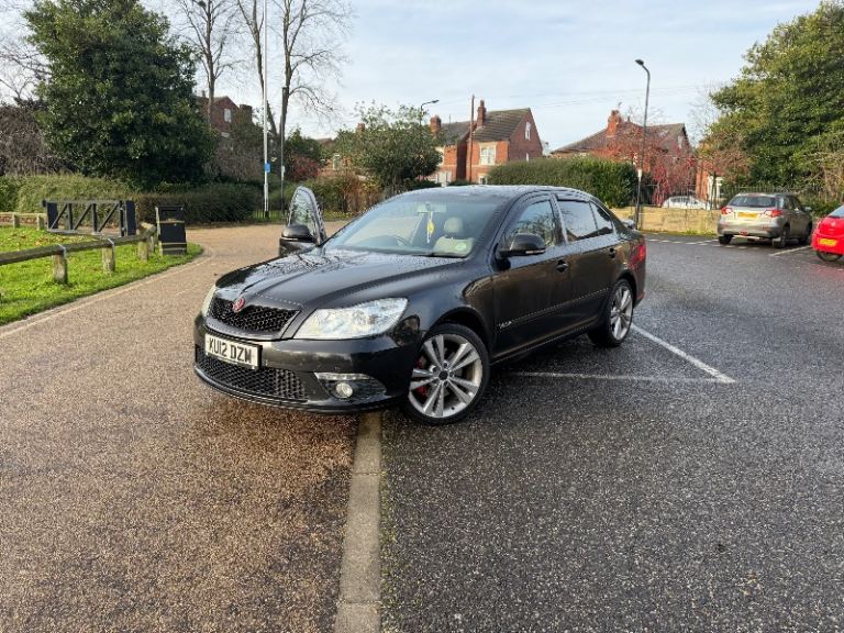 Skoda, OCTAVIA, Hatchback, 2012, Manual, 1984 (cc), 5 doors