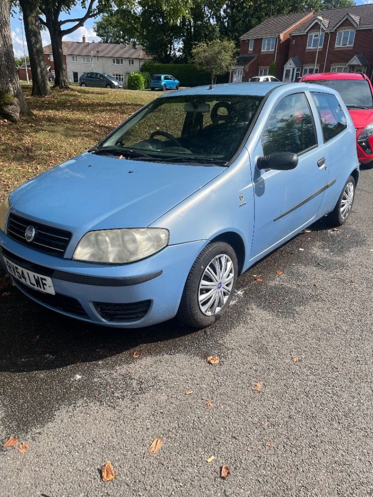 Fiat, PUNTO, Hatchback, 2004, Manual, 1242 (cc), 3 doors