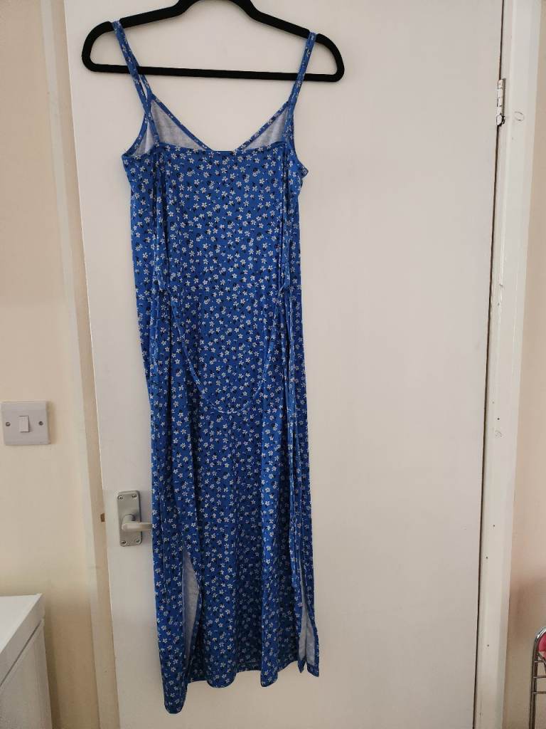 Blue Floral Midi Dress with Slits – Good Condition