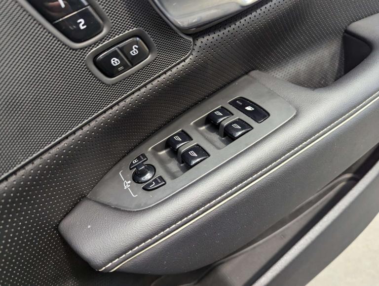 2019 Volvo V90 2.0 V90 R-Design+ T8 PHEV AWD Auto 4WD 5dr Estate Hybrid Automatic