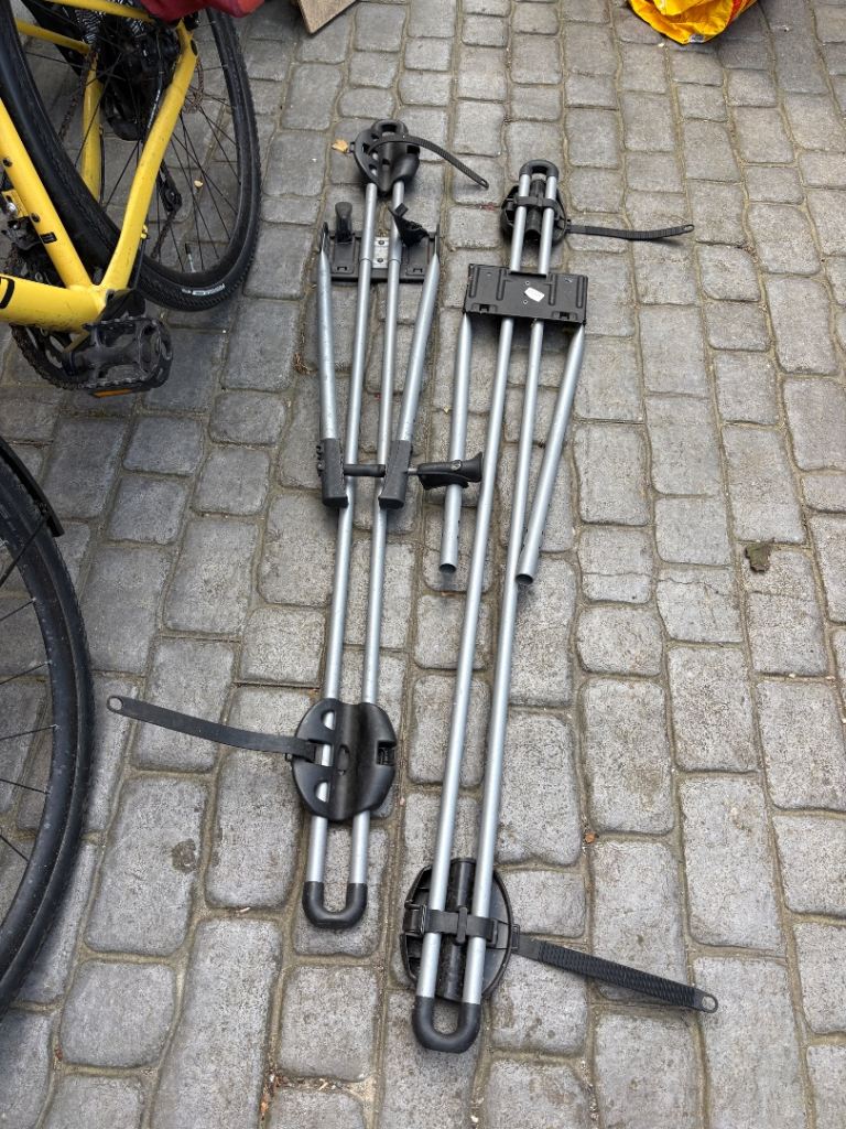 Thule bike racks x2