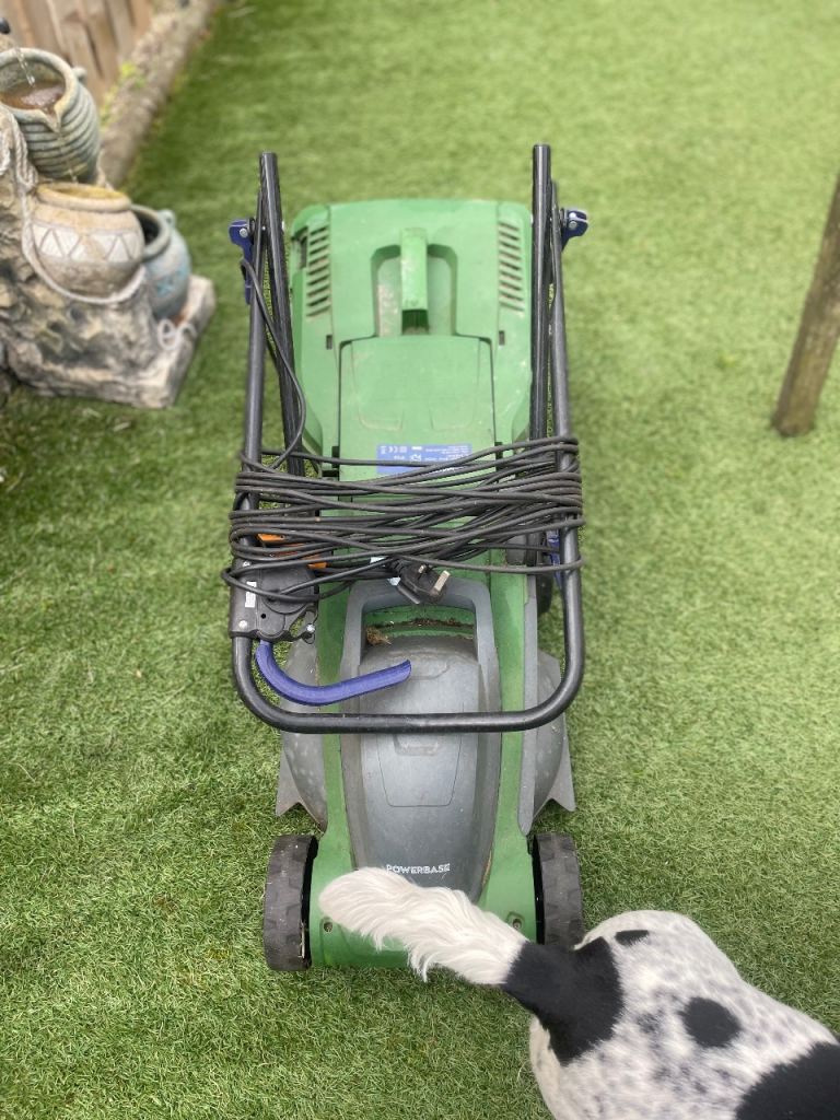 Lawnmower 
