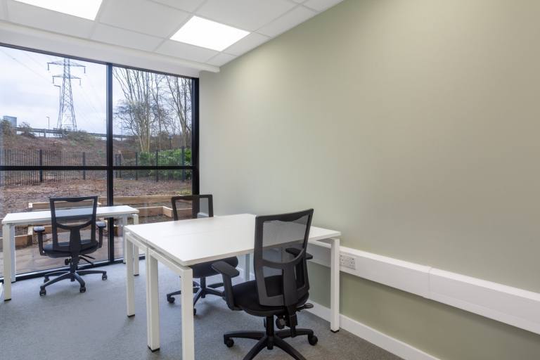 Leicester - LE19 1WY \ Small Office Space for 1 Person