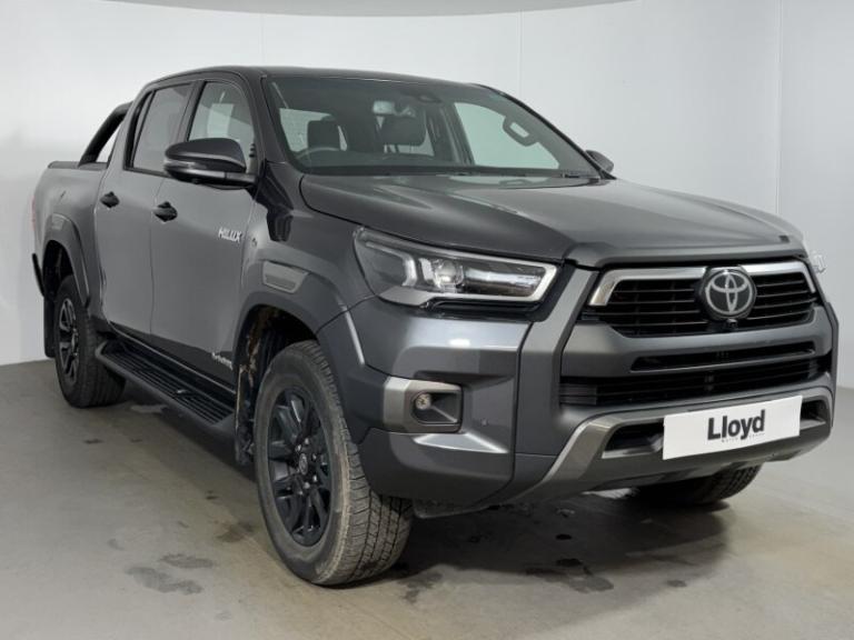 TOYOTA COMMERCIAL HILUX Invincible X D/Cab Pick Up 2.8 D 48V Auto