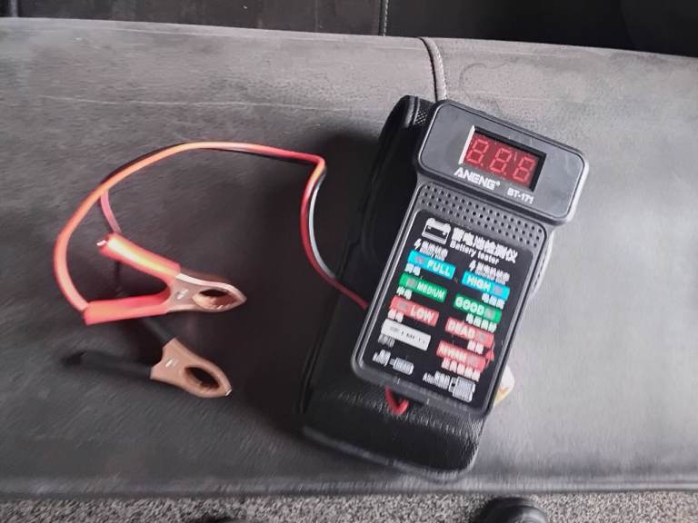 Vehicle battery and alternater tester for all vehicles new