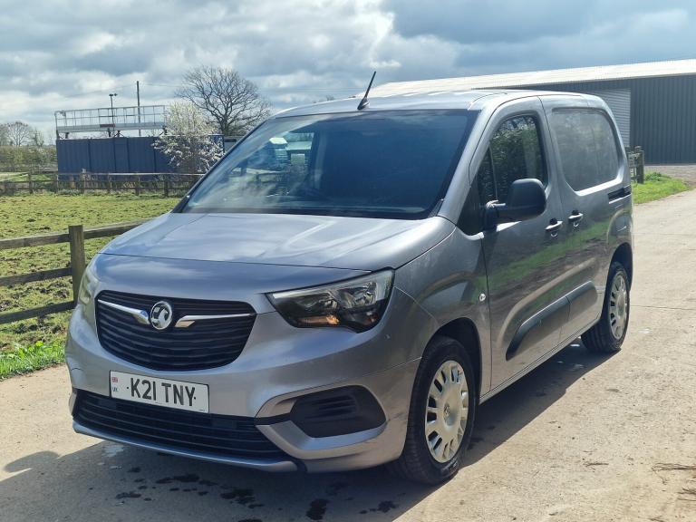 2019 Vauxhall Combo 2300 SPORTIVE Grey  Spares Repairs  9m MOT  ULEZ