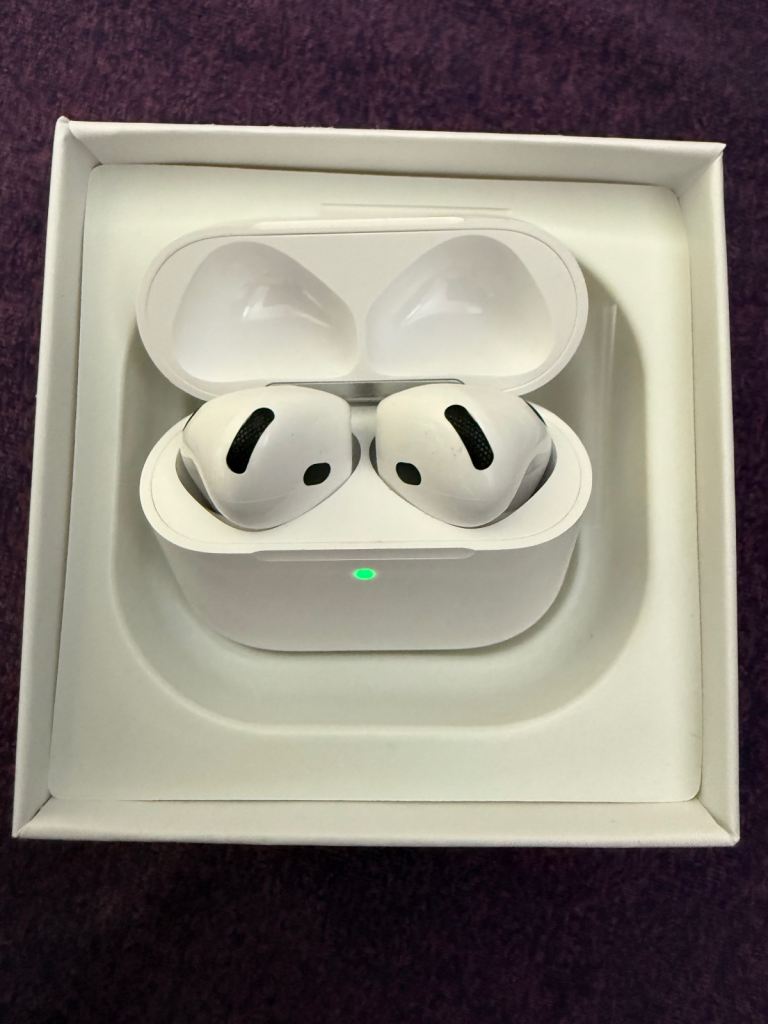 Generation 4 earbuds 