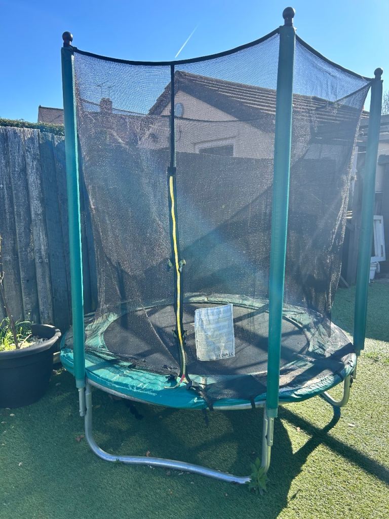 6ft trampoline