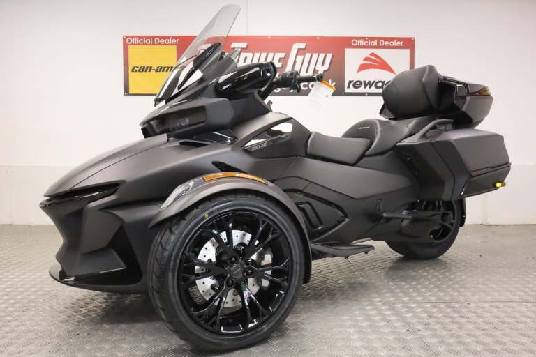 2025 Can-Am Spyder RT Limited Trike Carbon Black - IN STOCK NOW 