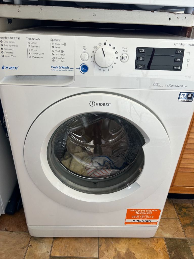 Indesit Innex 9kg Washing Machine 1600 Spin Speed