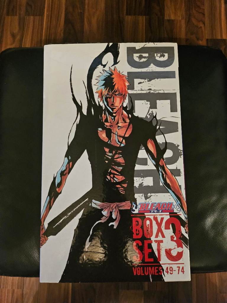 Bleach Box Set 3: Includes vols. 49-74 with Premium: Volume 3 by Tite Kubo