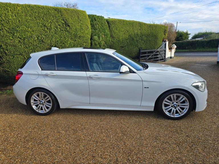 BMW 1 SERIES 118i M SPORT - AUTOMATIC - 5 DOOR - 2012 - WHITE **LOW MILES**