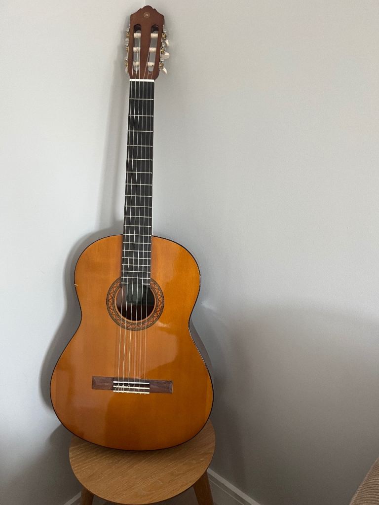 Yamaha C40 guitar 