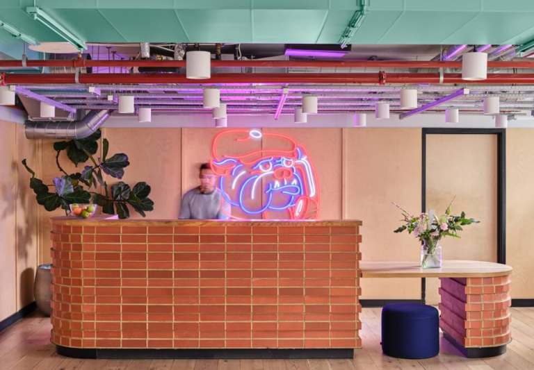 Old Street EC1V Serviced Offices - Sizes From 4 to 400 Desks - Rent Flexible Furnished Spaces