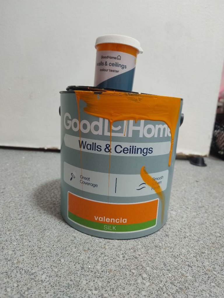 GoodHome Valencia Silk Walls & Ceilings Paint - Orange 2.5L + tester ALMOST FULL