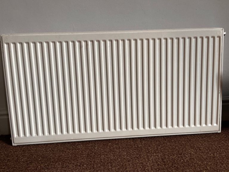 White Panel Radiator – Good Condition
