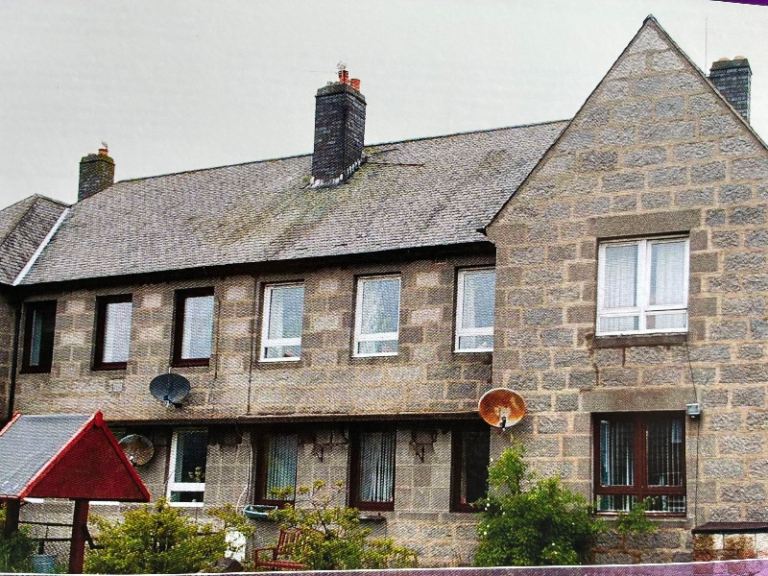 3 bedroom self contained property to rent 