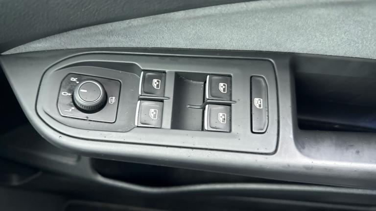 2020 Volkswagen Golf 1.5 TSI R-Line 5dr Petrol Hatchback Hatchback Petrol Manual