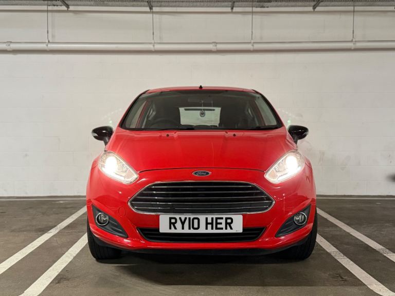 Ford, FIESTA, Hatchback, 2015, Manual, 1241 (cc), 3 doors