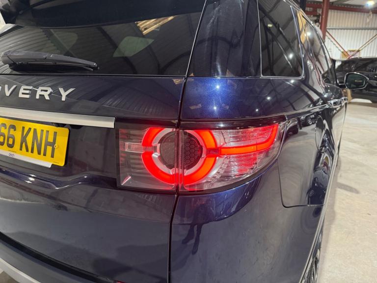 2016 Land Rover Discovery Sport 2.0 TD4 HSE Luxury SUV 5dr Diesel Auto 4WD Euro