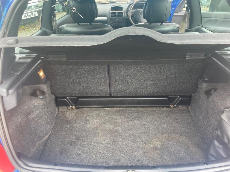 2004 Renault Clio 2.0 16V Renaultsport 182 3dr HATCHBACK PETROL Manual