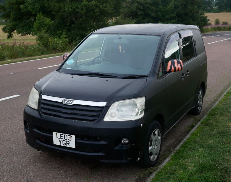 Toyota, 2003, 2000 (cc)