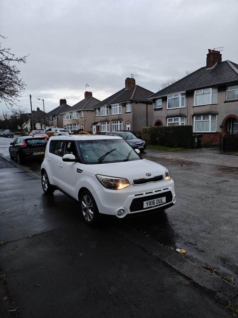 Kia, SOUL, Hatchback, 2016, Manual, 1582 (cc), 5 doors