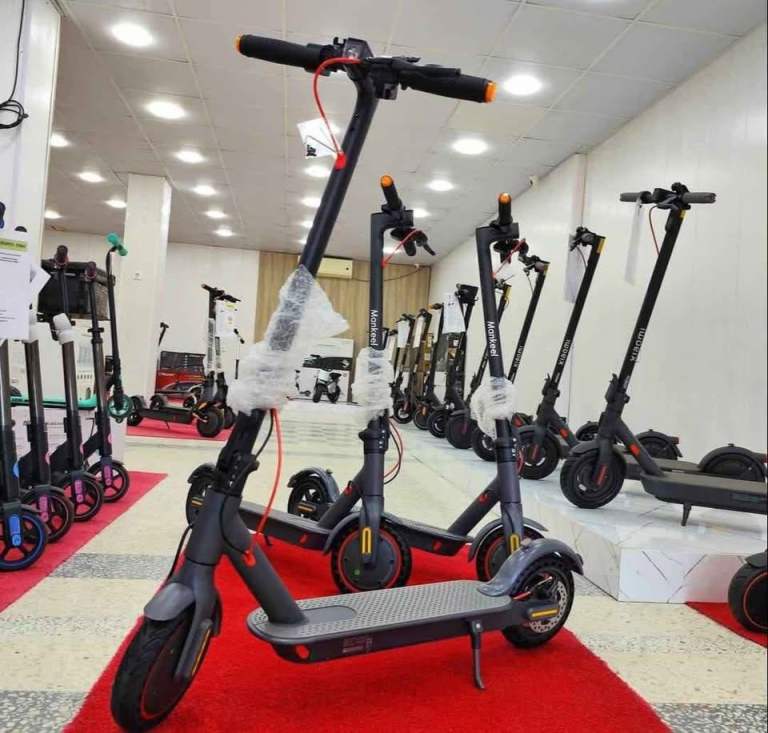 Electric Scooter 🚀Top Speed:** 30 km/h 