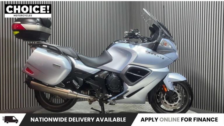 Triumph Trophy 1200 SE 2014 32K FULL LUGGAGE LONG MOT WARRANTY 1200CC