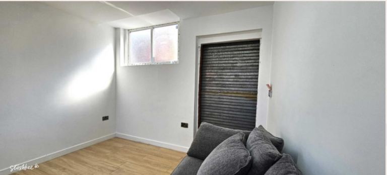 OFFICE/STORAGE FOR RENT