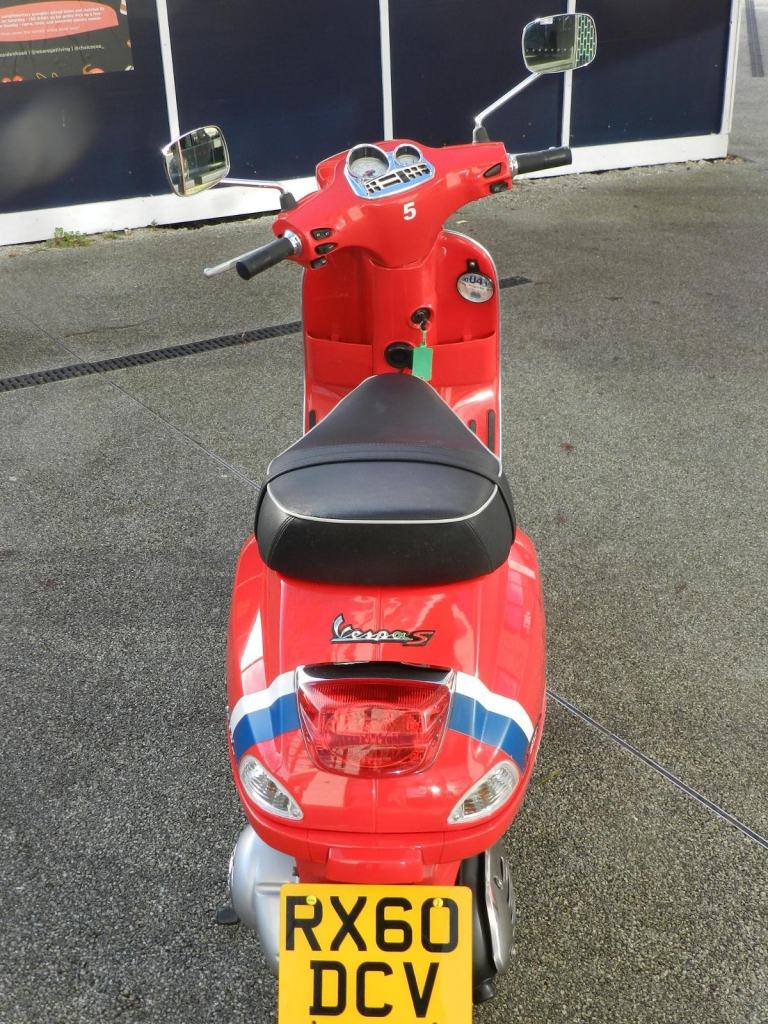 Piaggio Vespa S 125 Red Arrows Special Edition