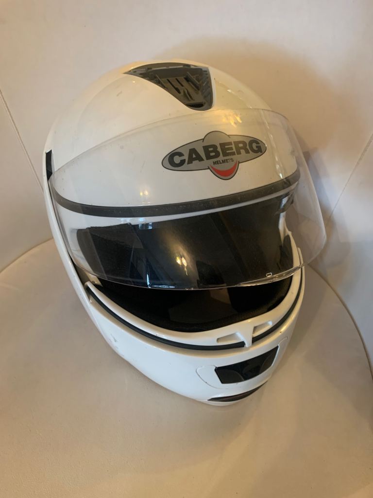 Motorcycle safety helmet 