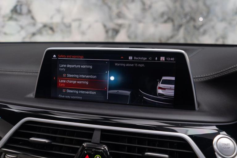  BMW 7 Series 3.0 745Le 12kWh M Sport Auto xDrive Euro 6 (s/s) 4dr Petrol/Electric Hybrid Automatic