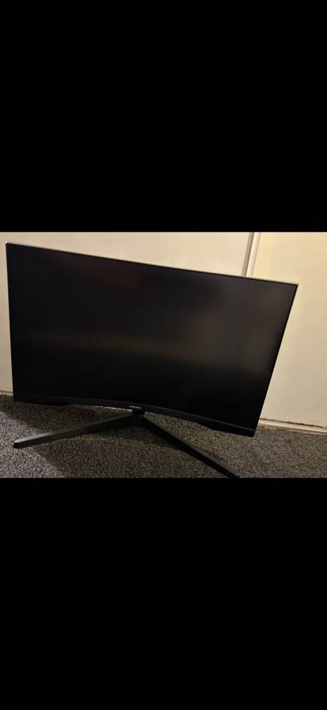 Samsung Odyssey G5 32 Inch 144Hz QHD Gaming Monitor