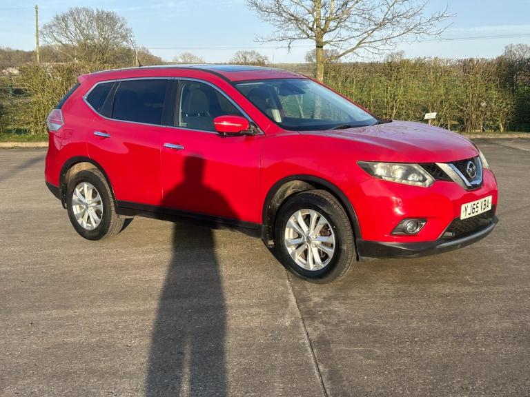 2015 65 Nissan X trail 1.6 Dci Acenta, Sat nav, Pan roof, Reverse camera etc 