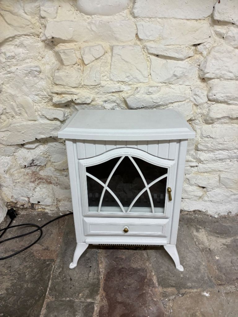 White Log Effect Free-standing Stove 900W
