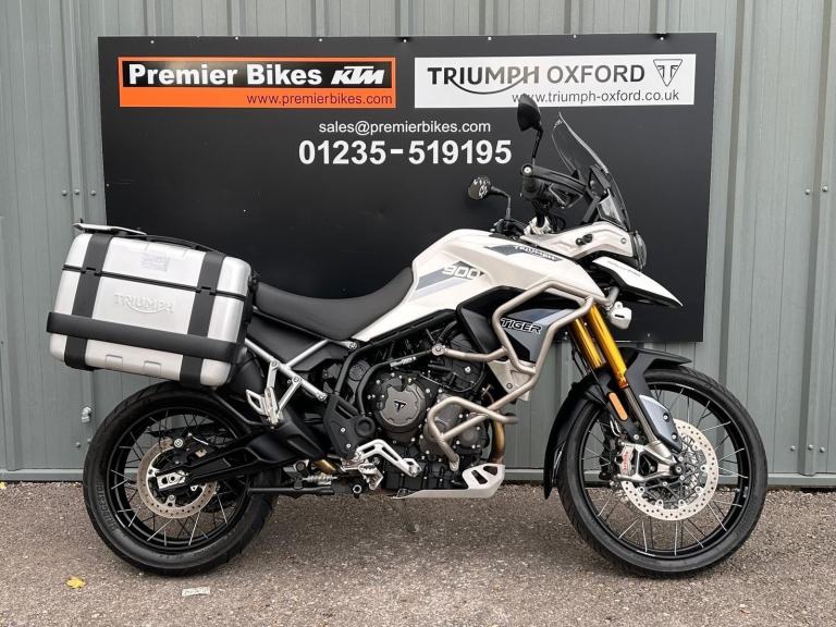 Stunning One Owner 2023/23 Triumph Tiger 900 Rally Pro Motorcycle 