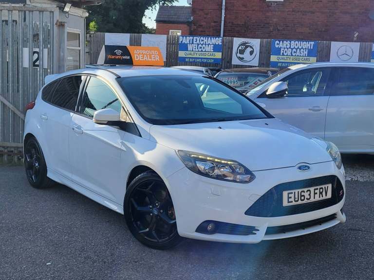 2013 Ford Focus 2.0T ST-3 5dr TOP SPEC HATCHBACK Petrol Manual