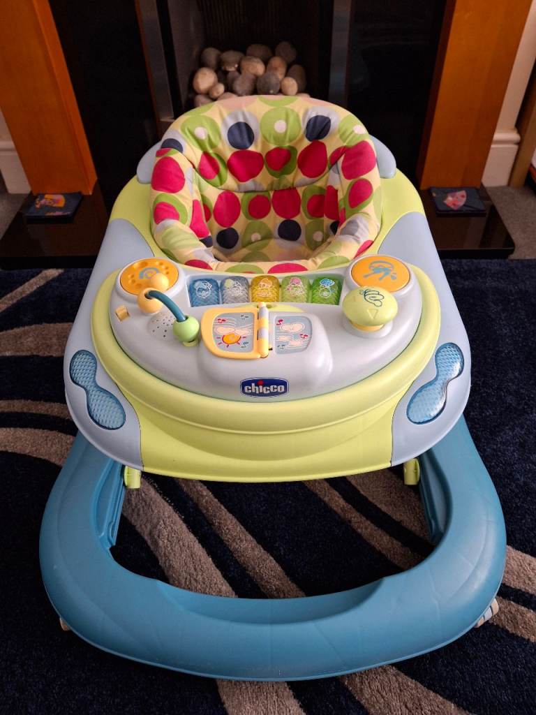 Chicco baby walker 