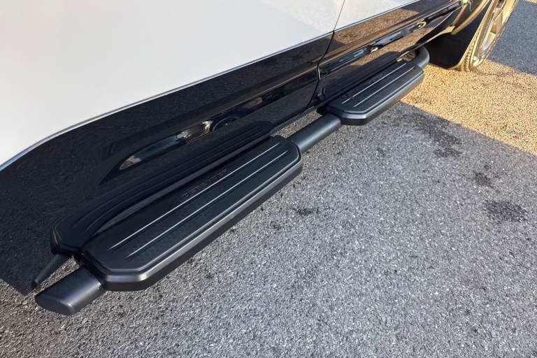 2025 Land Rover Defender 110 3.0 D250 MHEV X-Dynamic SE Auto 4WD Euro 6 (s/s) 5dr SUV Automatic